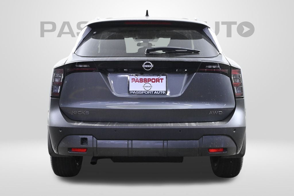 2026 Nissan Kicks SV