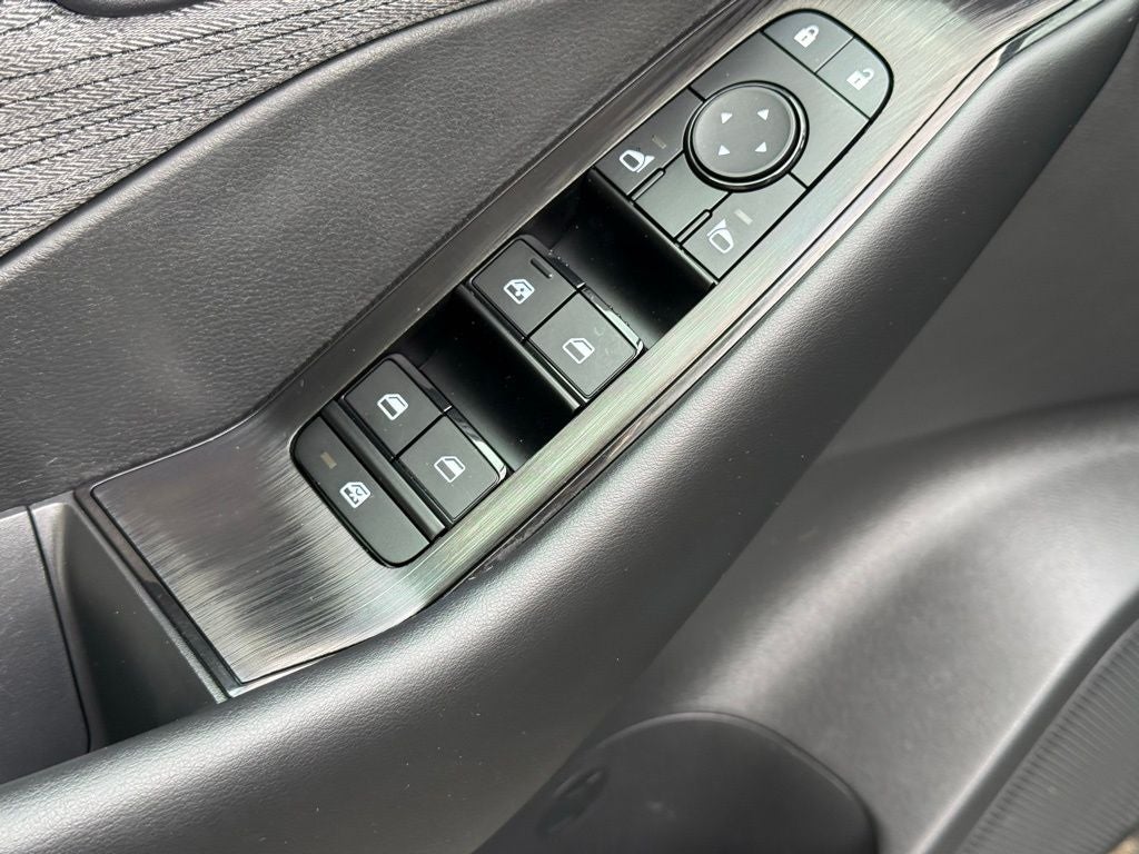 2023 Nissan Rogue S Nissan Certified