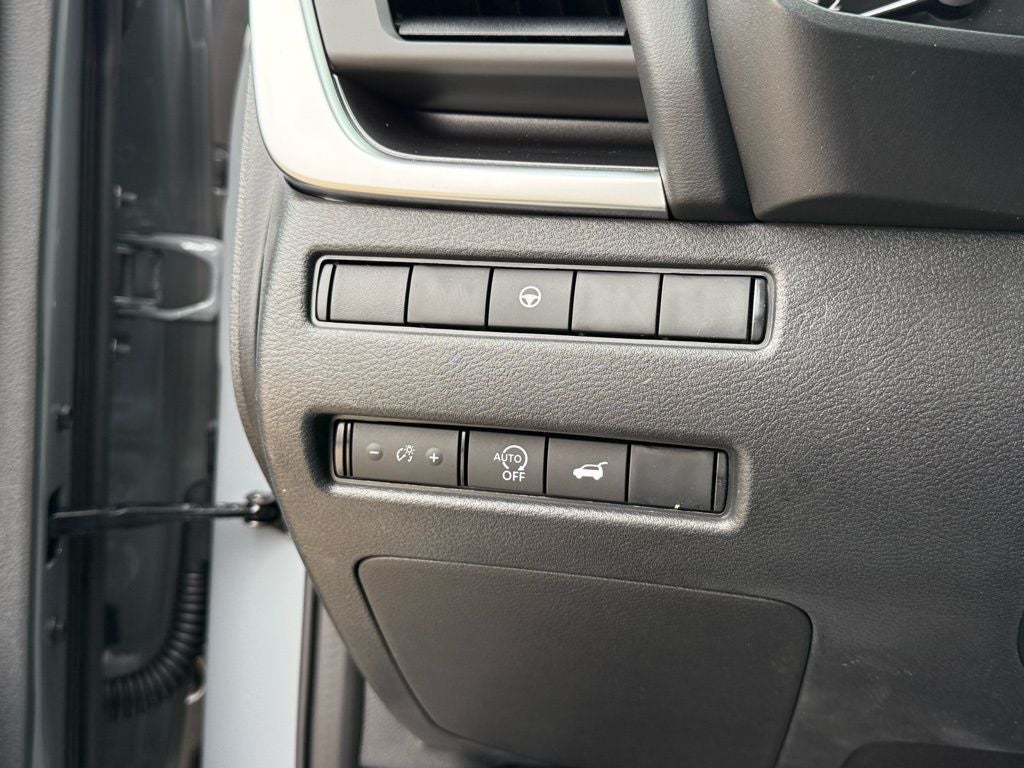 2026 Nissan Rogue SV Dark Armor