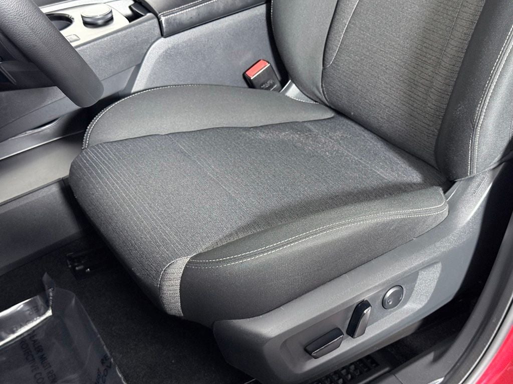 2023 Nissan Rogue SV Nissan Certified
