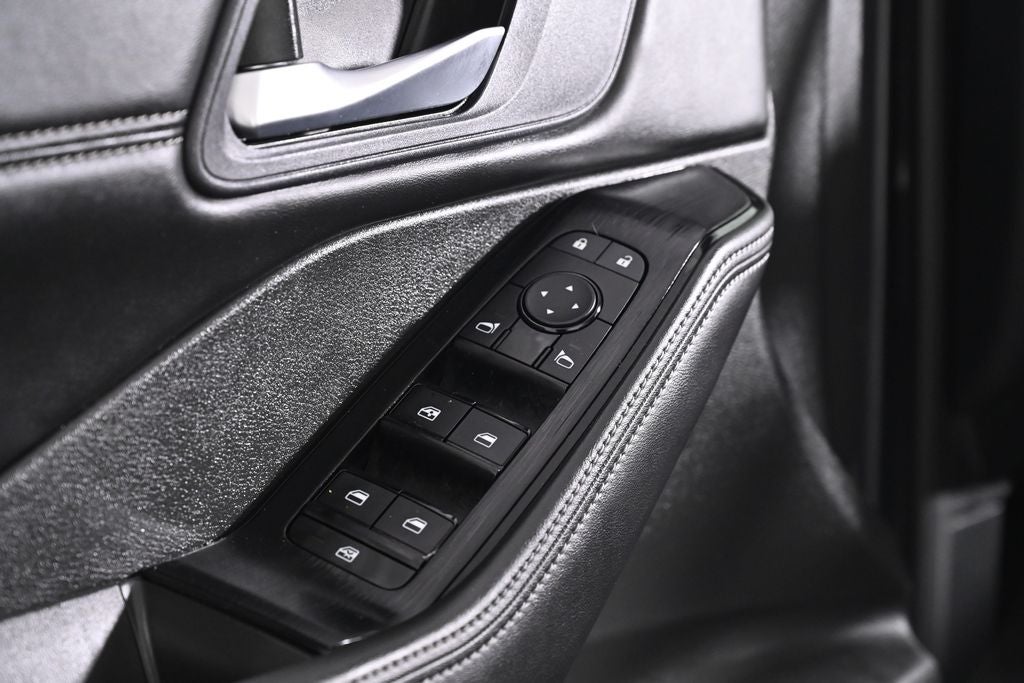 2023 Nissan Rogue SV Premium Nissan Certified