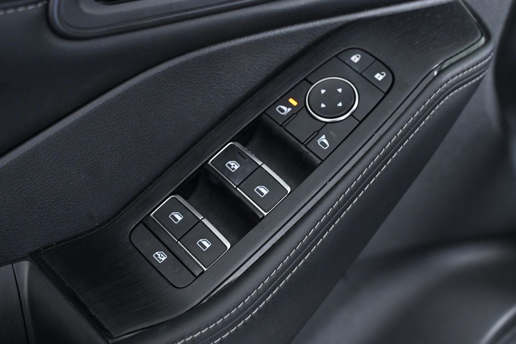 2023 Nissan Rogue SL Nissan Certified