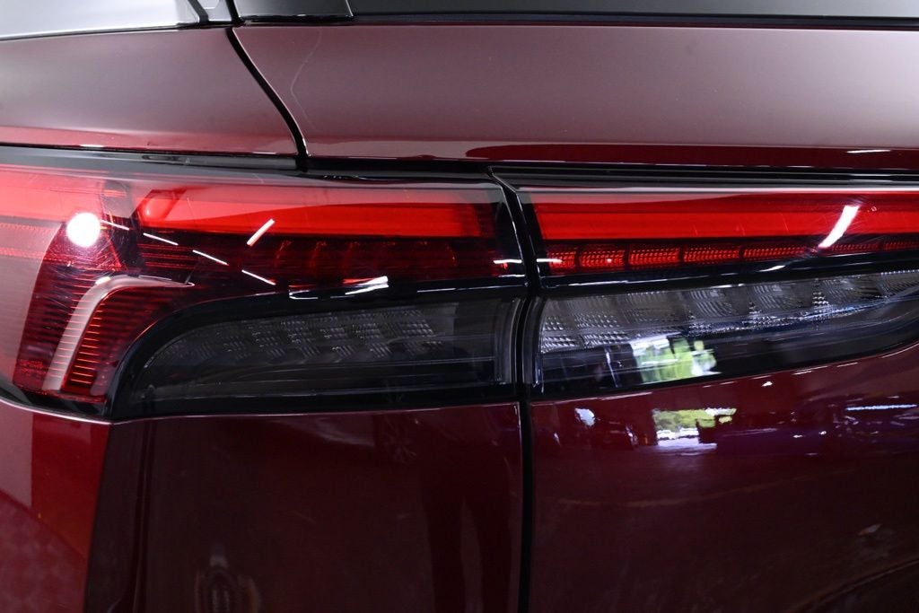 2022 INFINITI QX60 LUXE