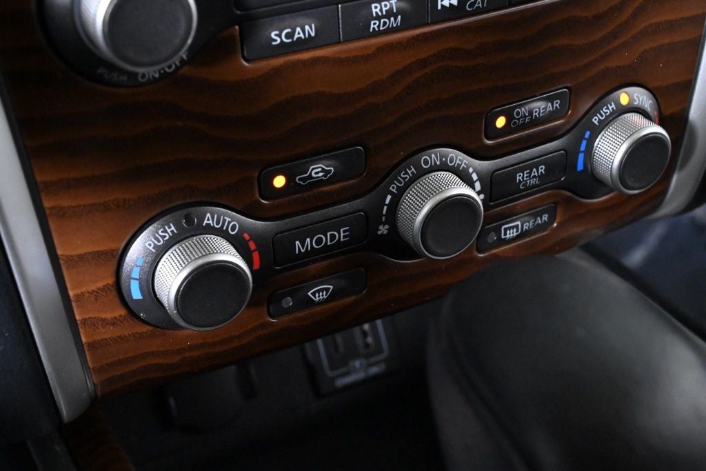 2020 Nissan Pathfinder Platinum