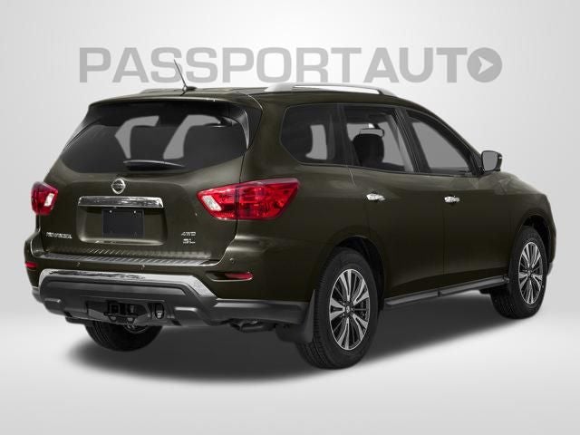 2017 Nissan Pathfinder SL