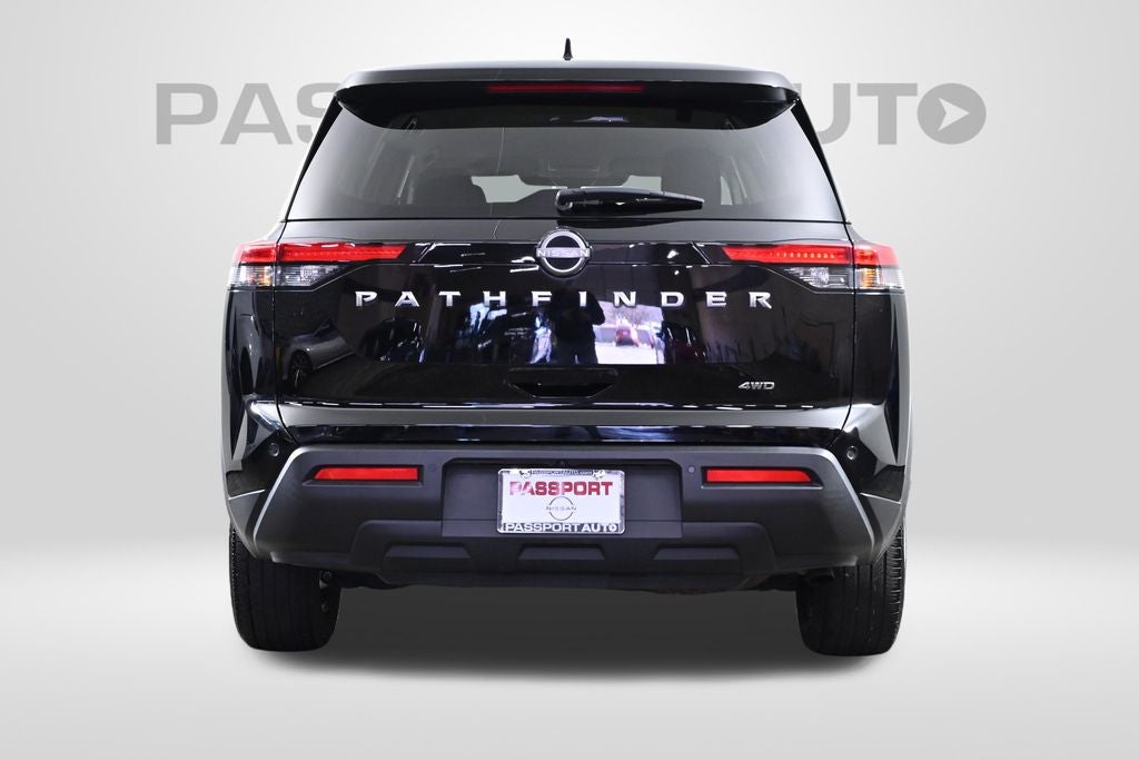 2022 Nissan Pathfinder S