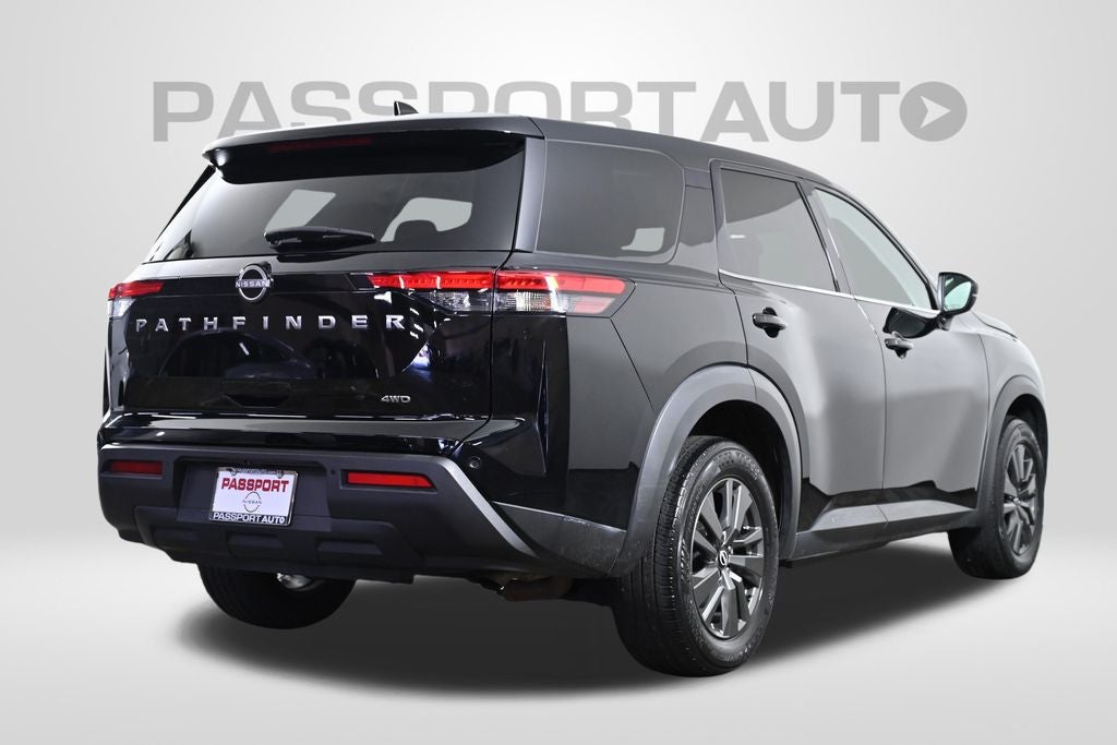 2022 Nissan Pathfinder S