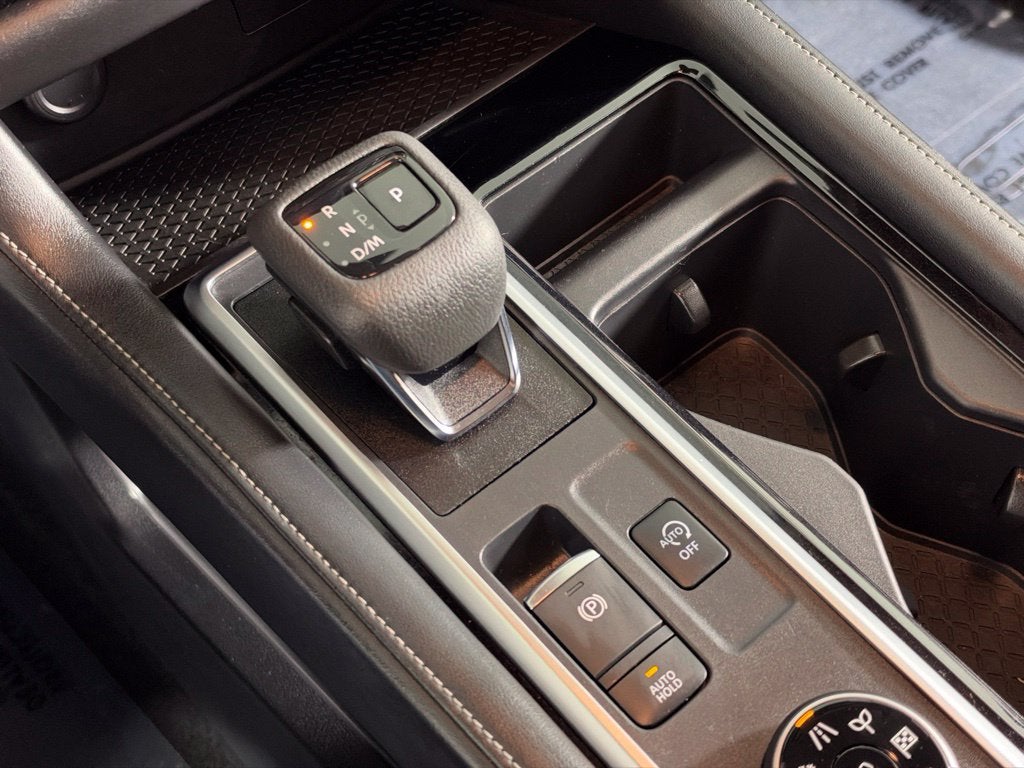 2022 Nissan Pathfinder SV Nissan Certified