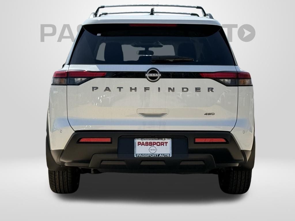 2026 Nissan Pathfinder SV