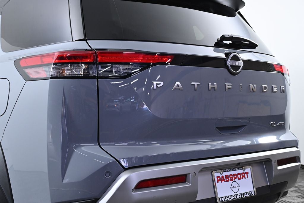 2024 Nissan Pathfinder SL Nissan Certified