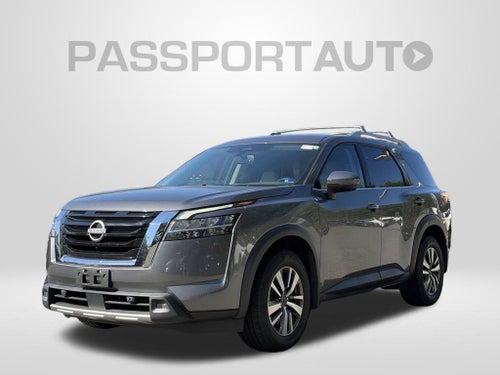 2022 Nissan Pathfinder SL