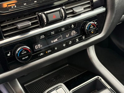 2023 Nissan Pathfinder SL Premium Nissan Certified