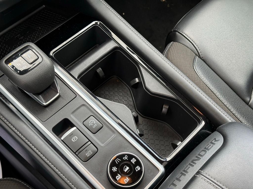 2023 Nissan Pathfinder SL Premium Nissan Certified