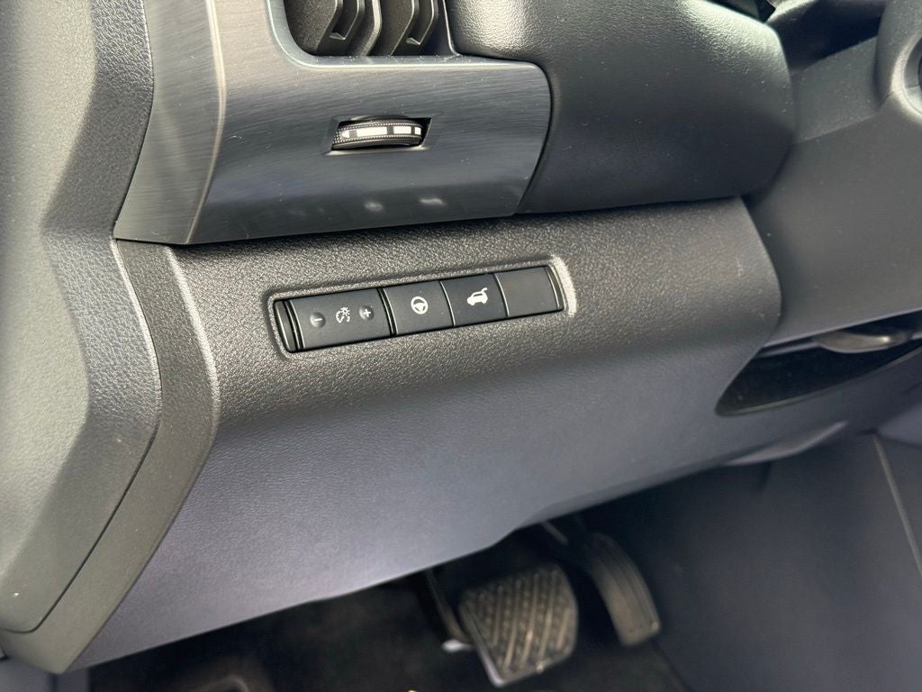 2023 Nissan Pathfinder SL Premium Nissan Certified