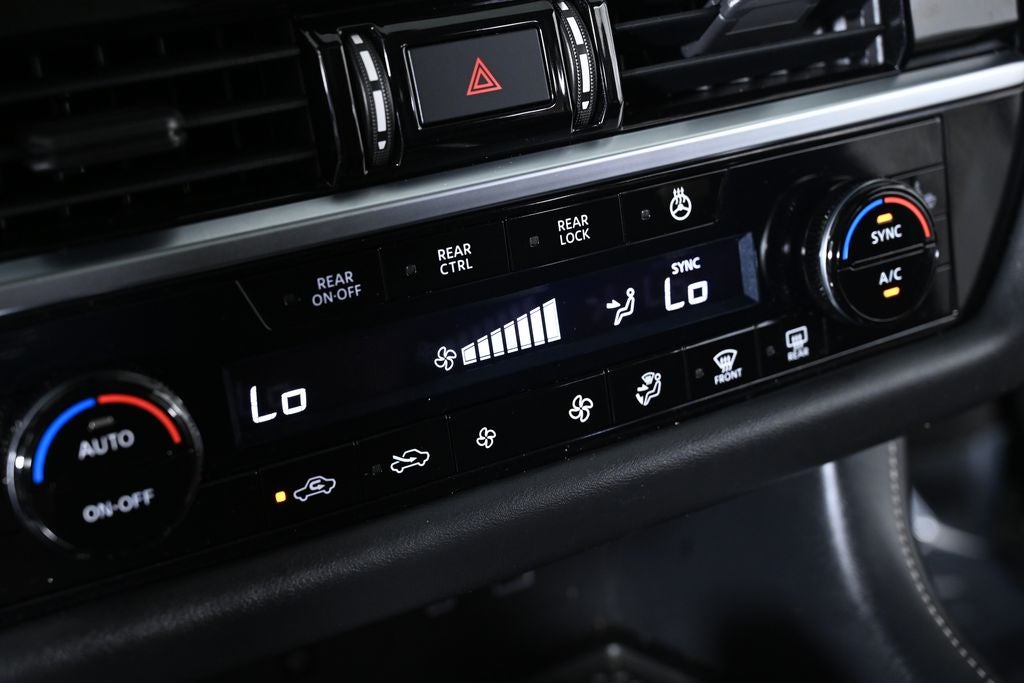 2022 Nissan Pathfinder SL Certified Select