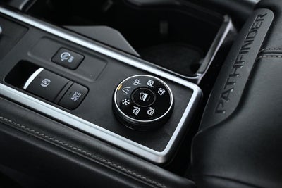 2022 Nissan Pathfinder SL Certified Select