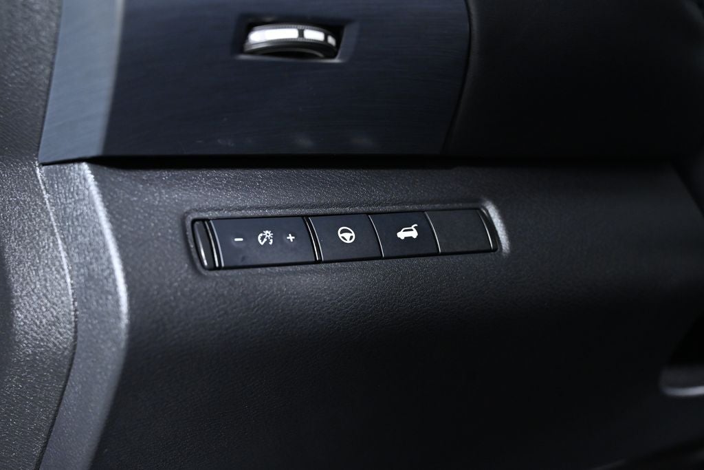 2022 Nissan Pathfinder SL Certified Select