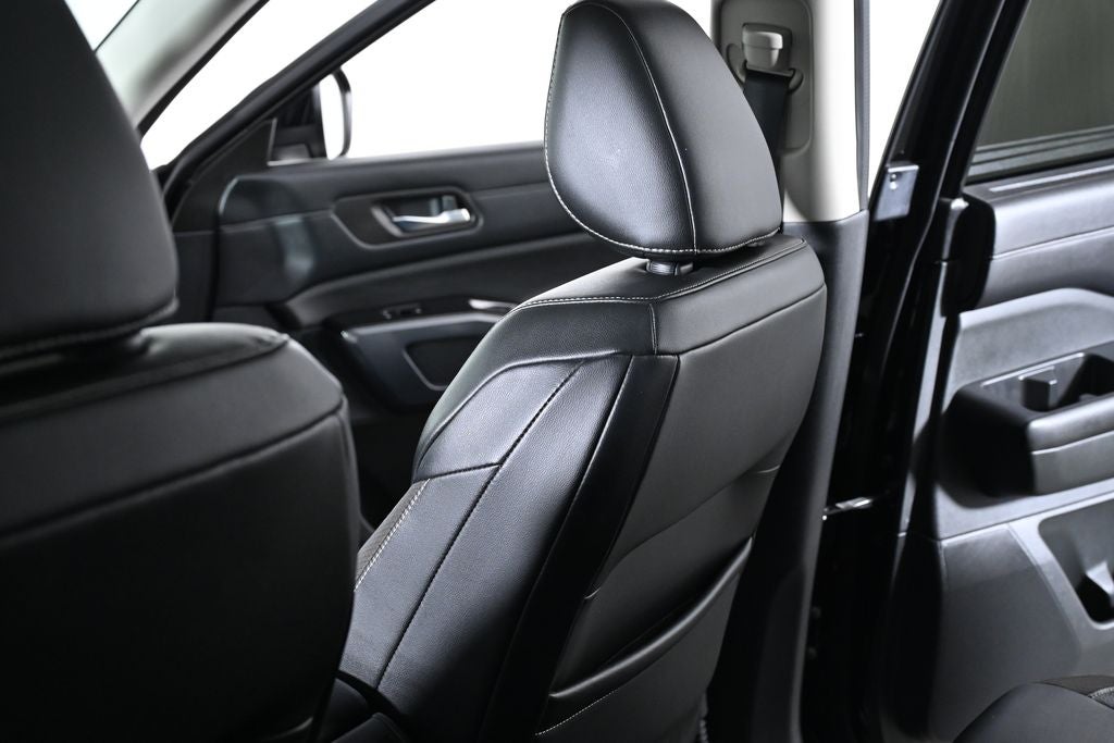 2022 Nissan Pathfinder SL Certified Select