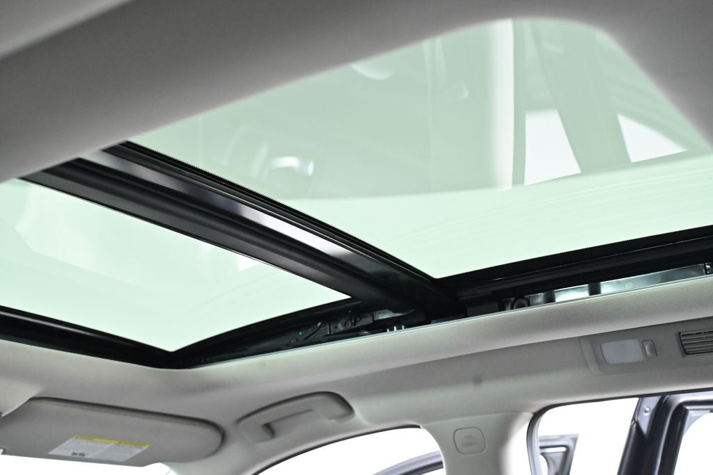 2022 Nissan Pathfinder SL Certified Select
