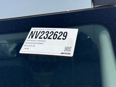 2026 Nissan Pathfinder Platinum