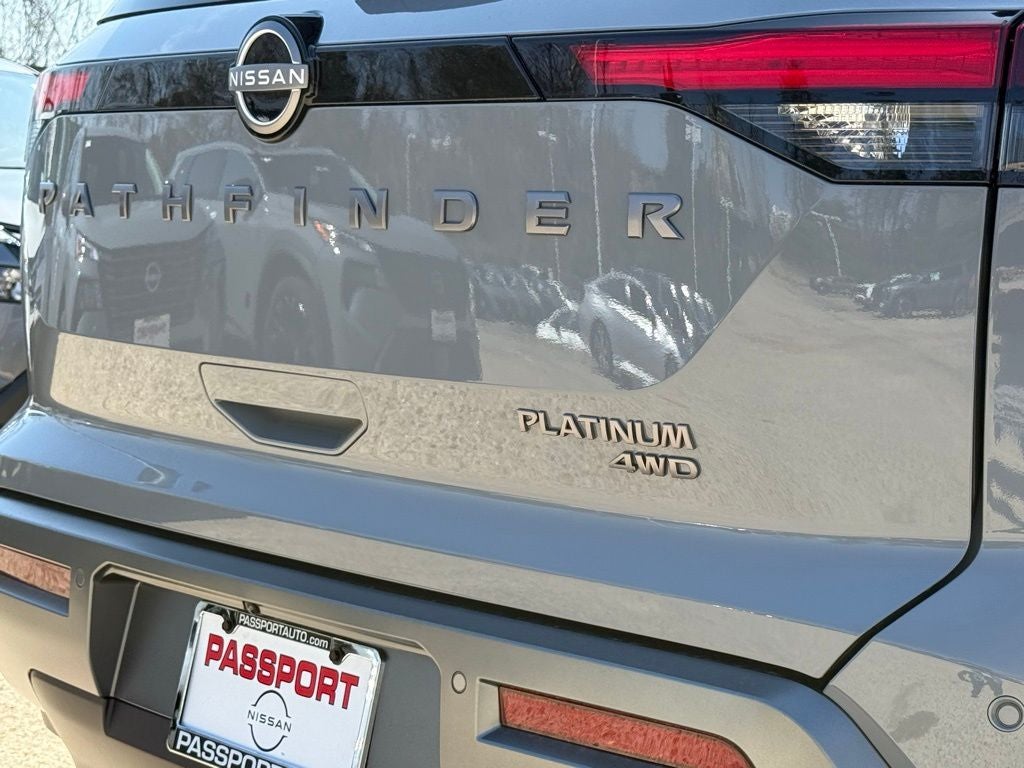 2026 Nissan Pathfinder Platinum