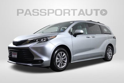 2025 Toyota Sienna XLE 7 Passenger