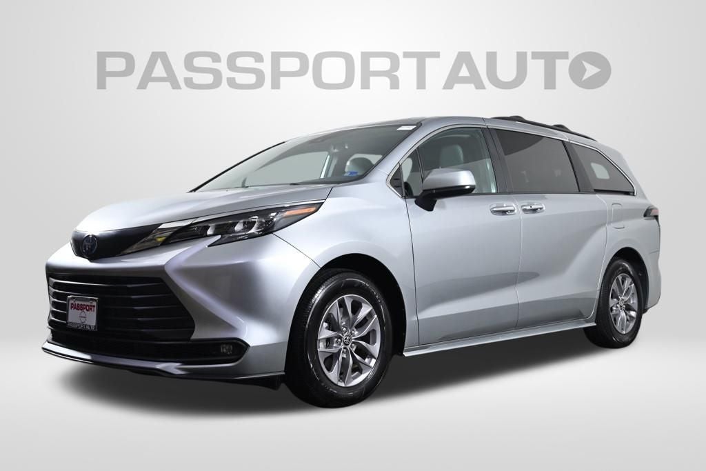 2025 Toyota Sienna XLE 7 Passenger