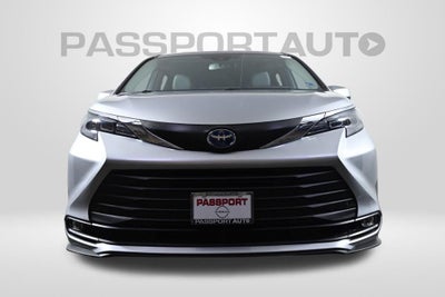 2025 Toyota Sienna XLE 7 Passenger