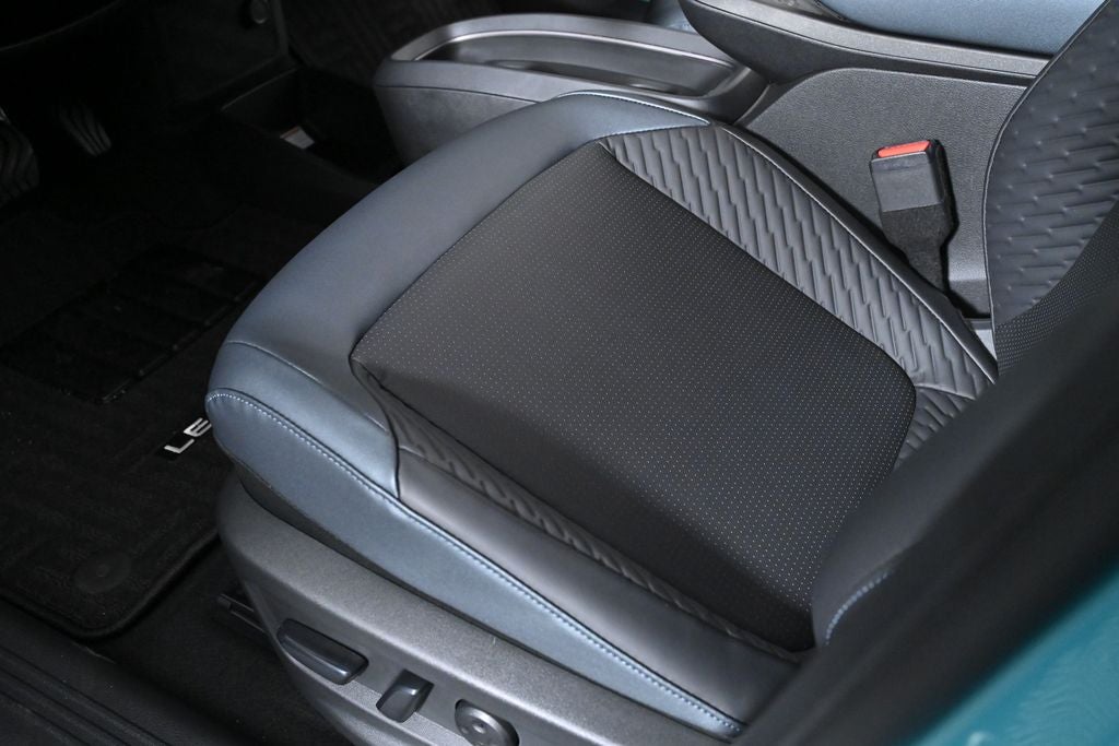 2026 Nissan Leaf PLATINUM+