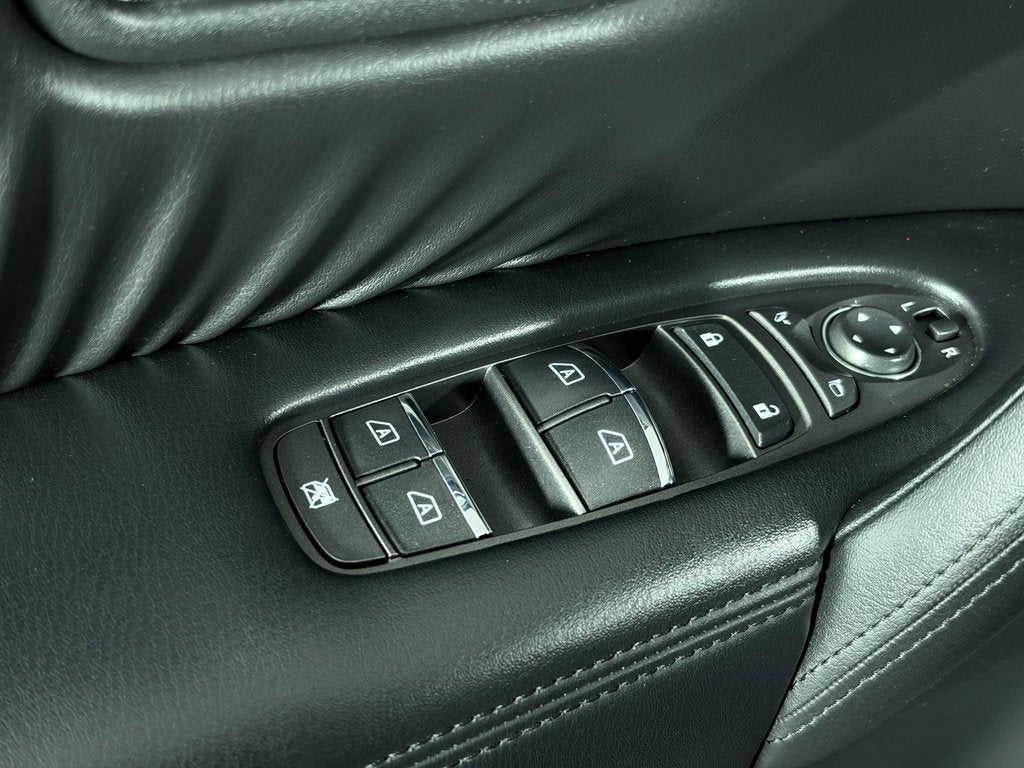 2023 Nissan Armada SL Nissan Certified