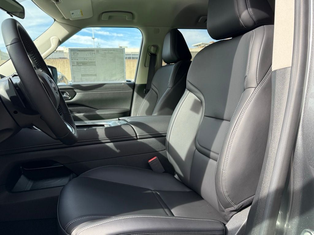 2026 Nissan Armada SV