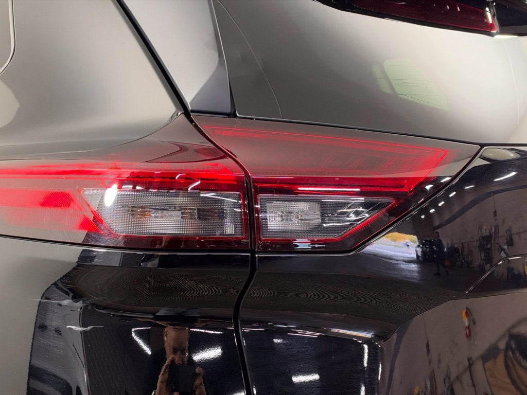 2023 Nissan Rogue SV Premium Nissan Certified