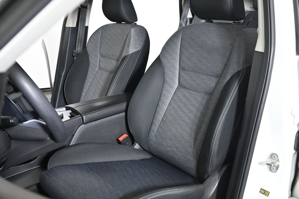 2022 Nissan Rogue SV Nissan Certified