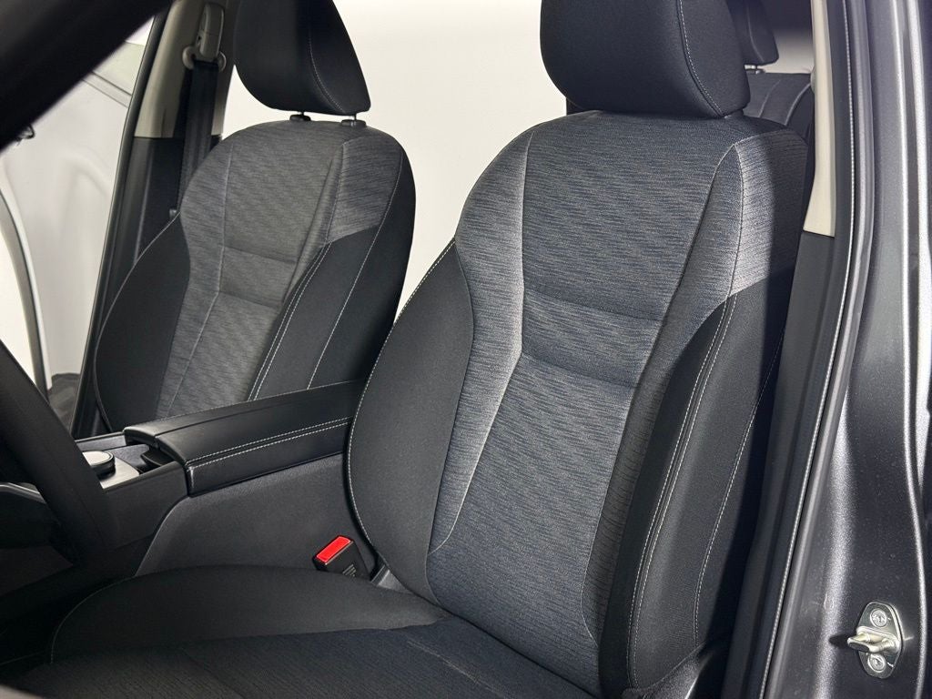 2023 Nissan Rogue SV Nissan Certified