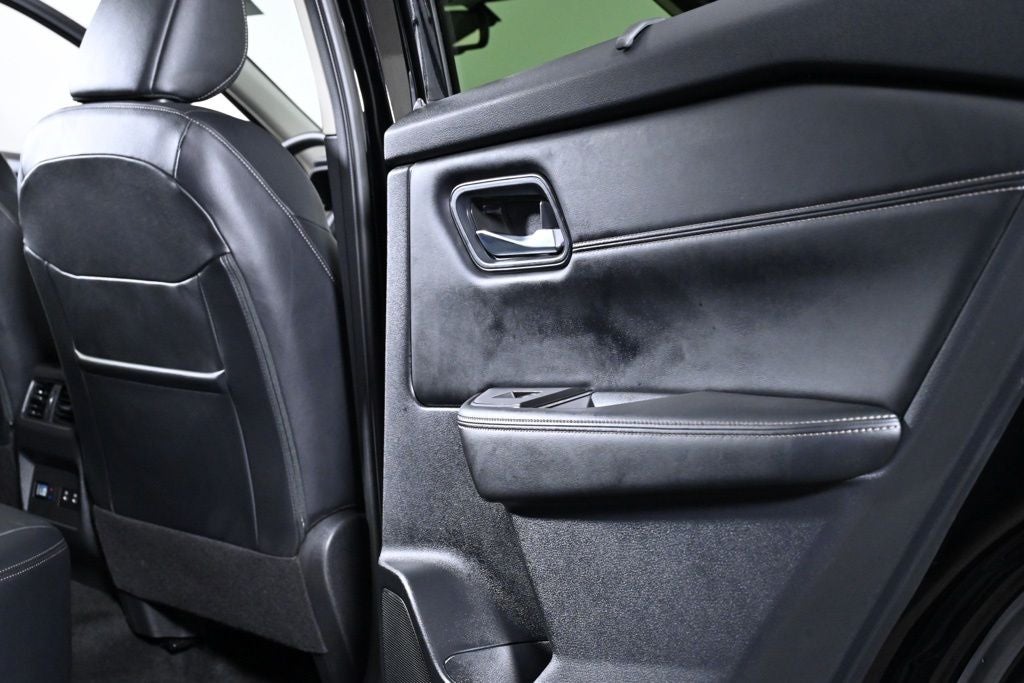 2025 Nissan Rogue SL Nissan Certified