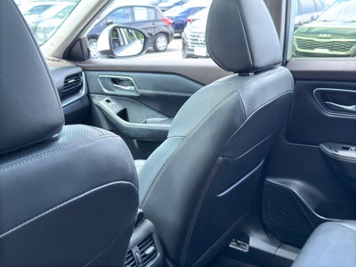 2023 Nissan Rogue Platinum Certified Select