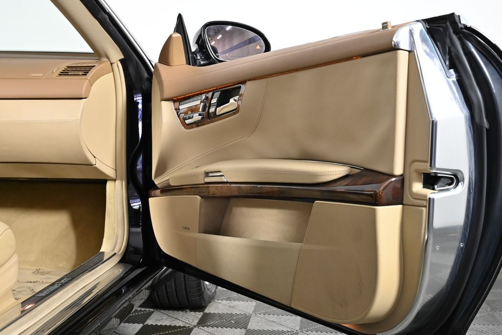 2009 Mercedes-Benz CL-Class CL 550 4MATIC®