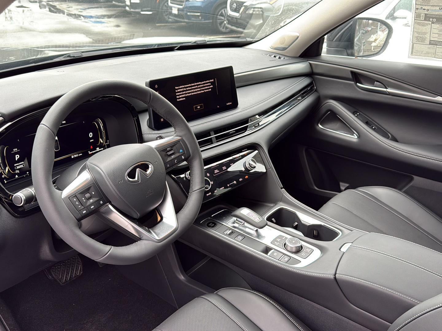 2026 INFINITI QX60 LUXE