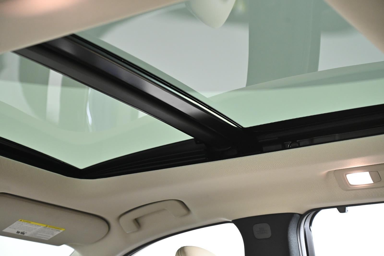 2022 INFINITI QX60 LUXE