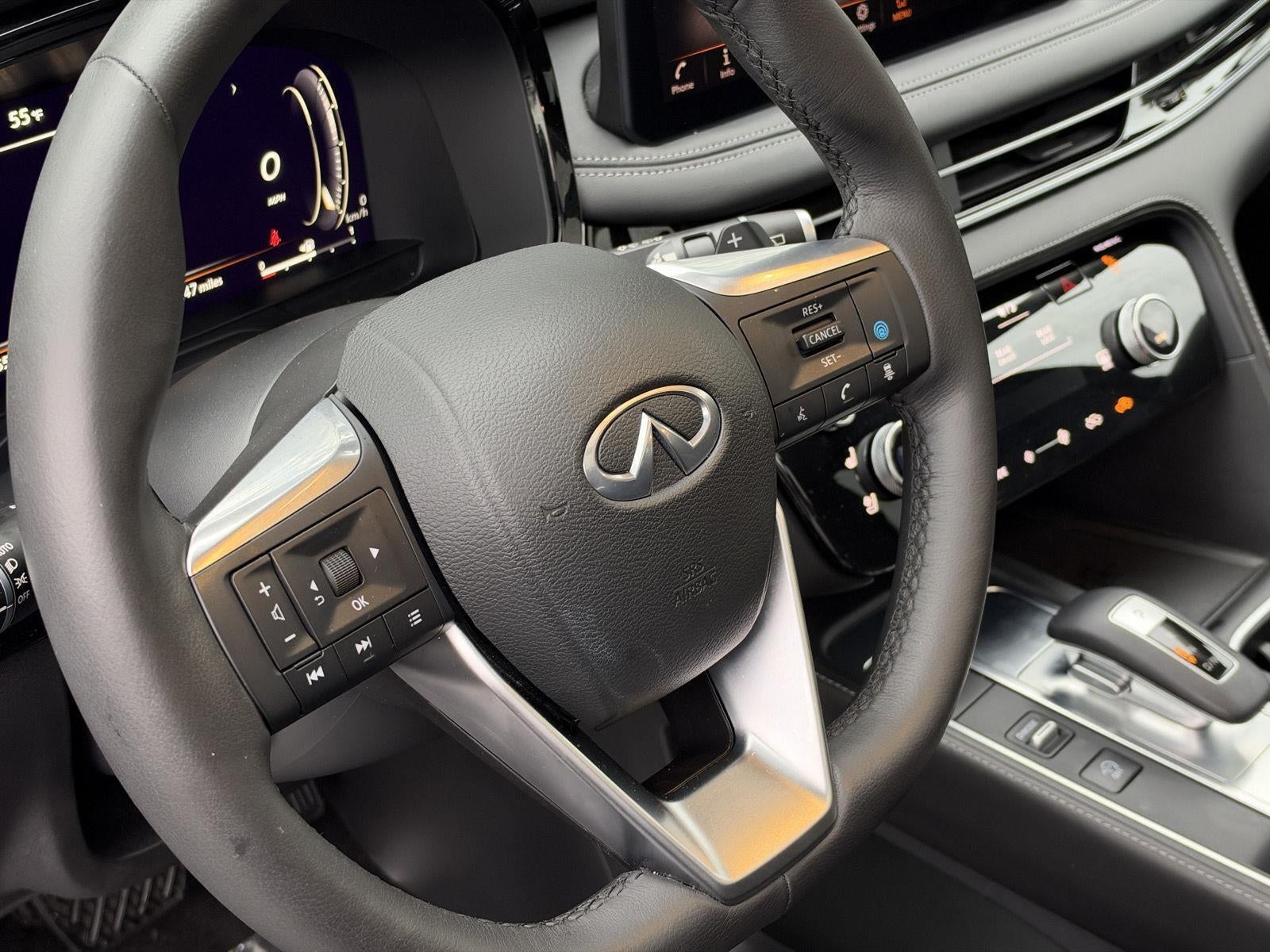 2023 INFINITI QX60 LUXE