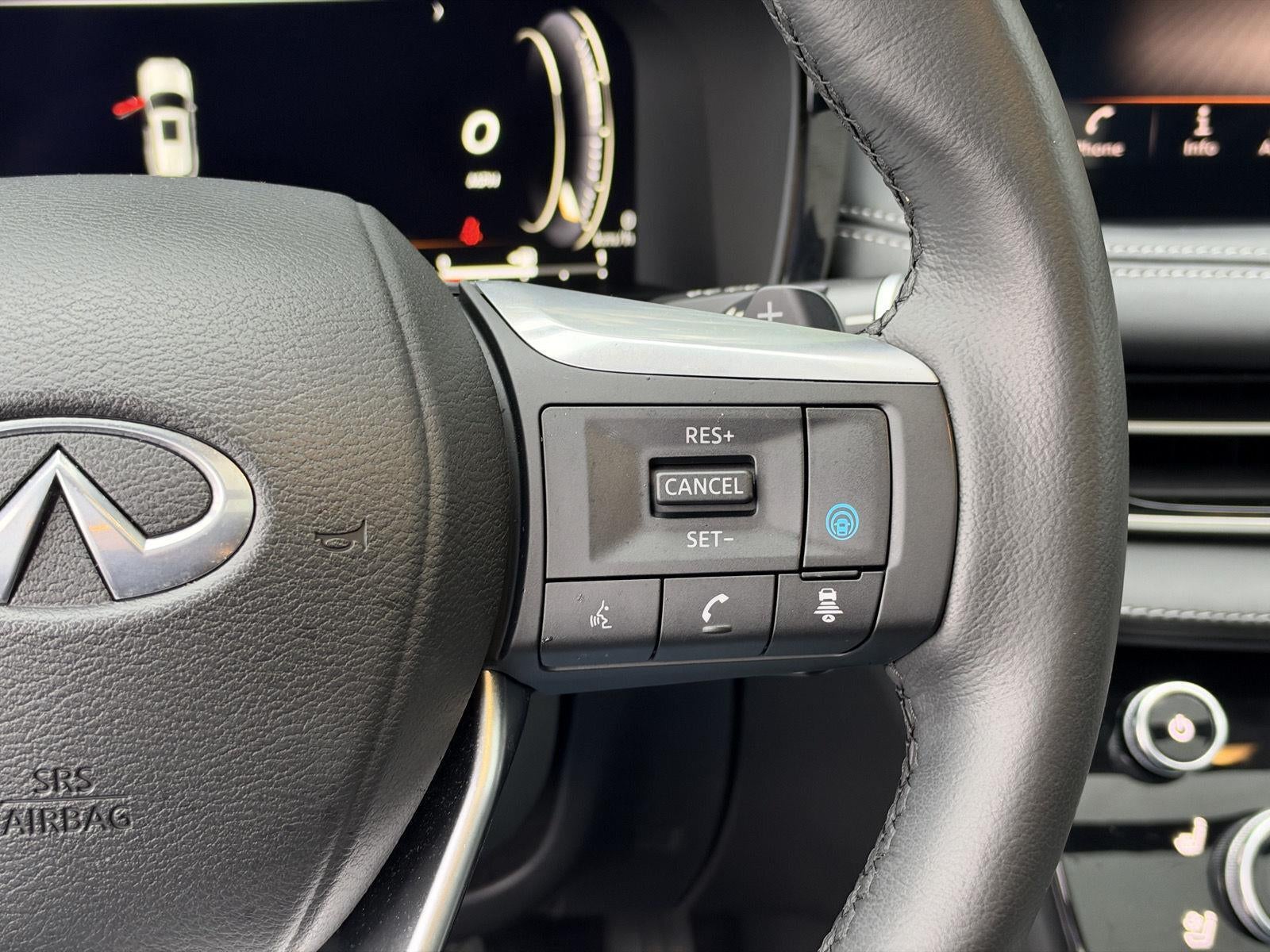 2023 INFINITI QX60 LUXE