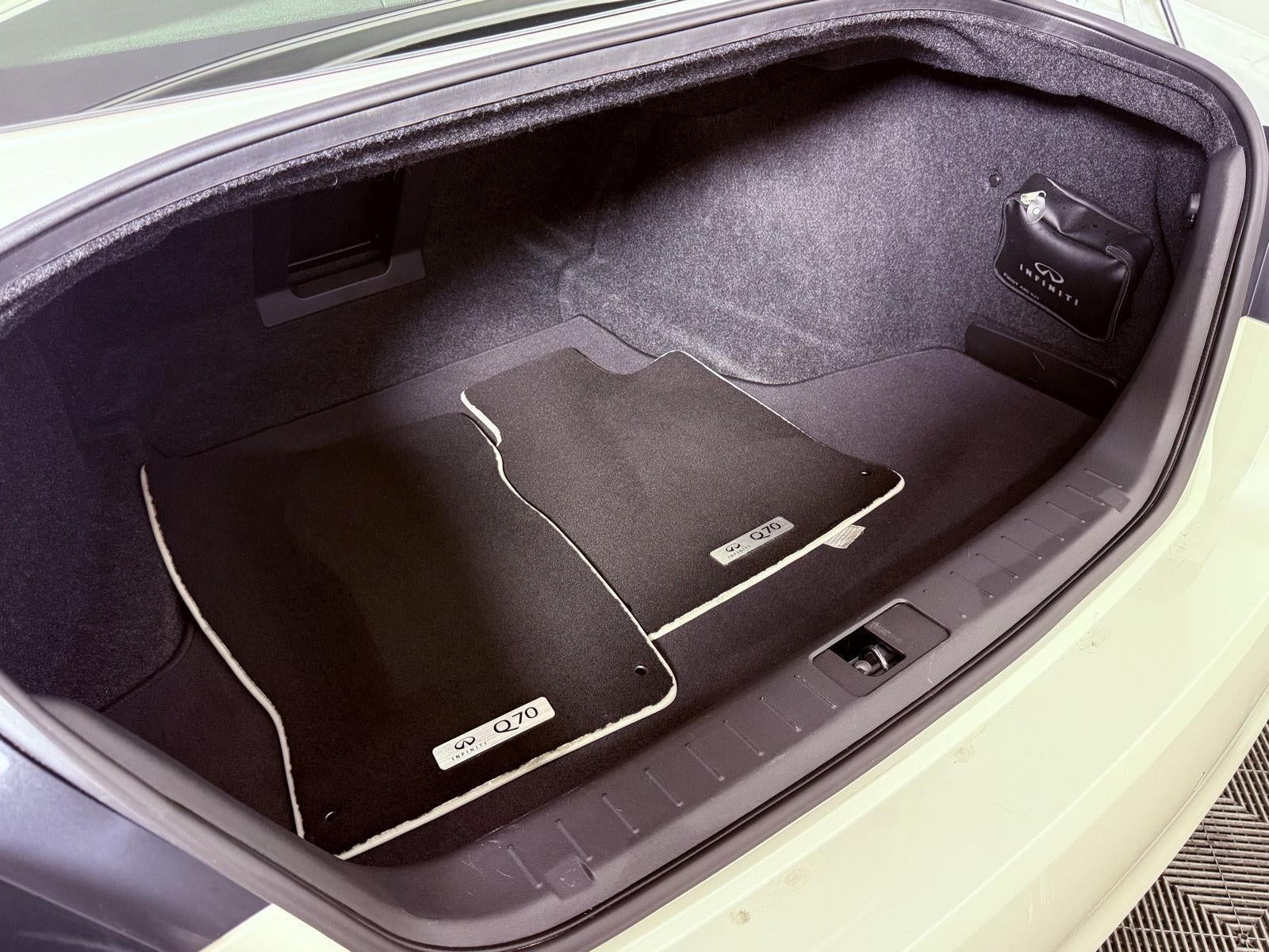 2019 INFINITI Q70 3.7 LUXE