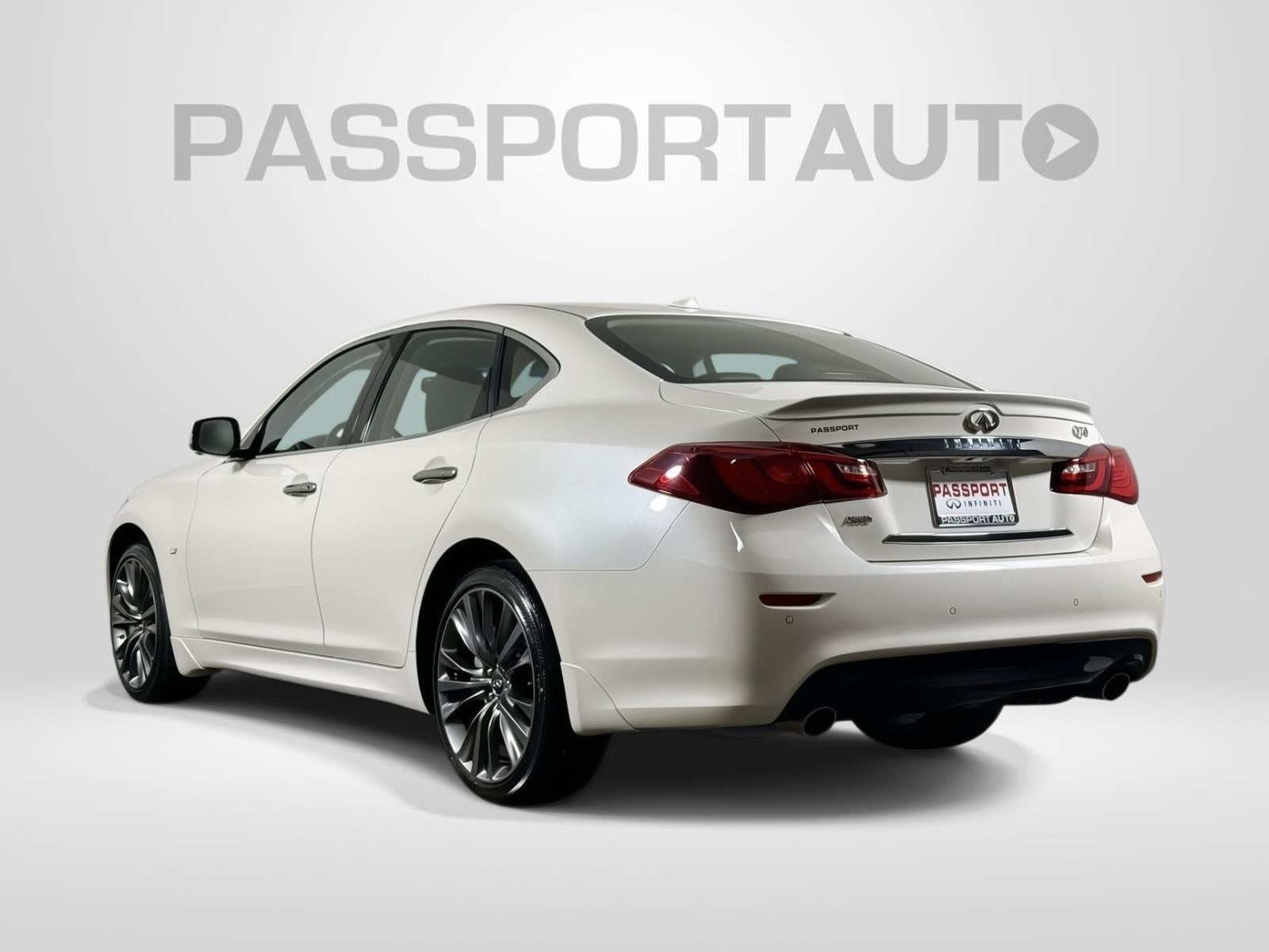 2019 INFINITI Q70 3.7 LUXE
