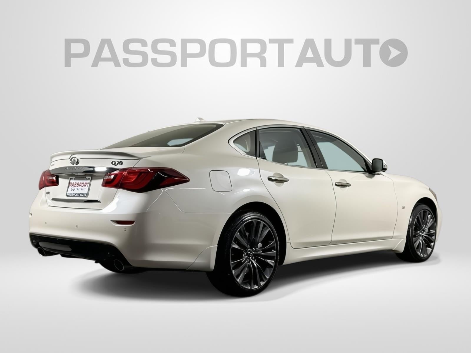 2019 INFINITI Q70 3.7 LUXE
