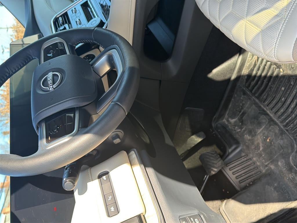 2025 Nissan Armada Platinum