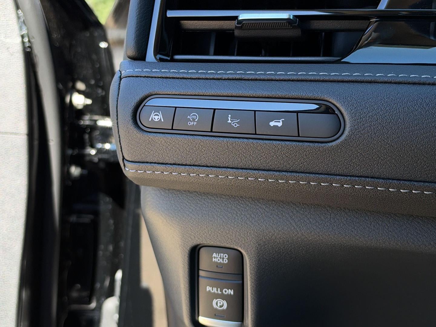 2027 INFINITI QX80 LUXE