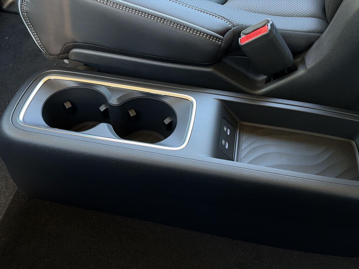 2027 INFINITI QX80 LUXE