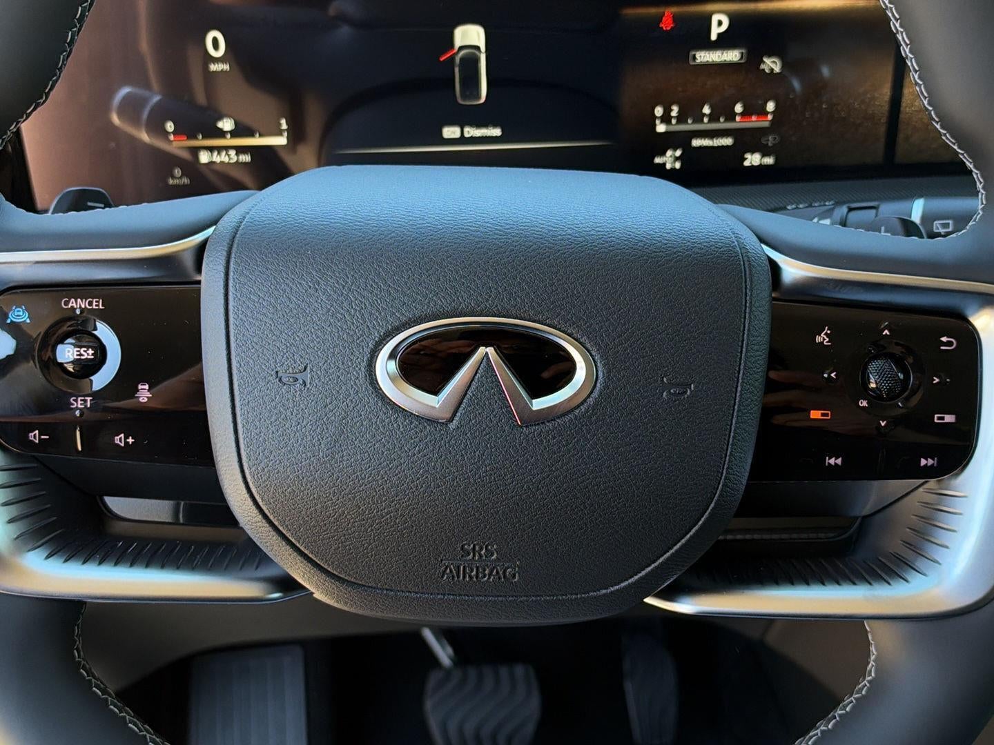 2027 INFINITI QX80 LUXE