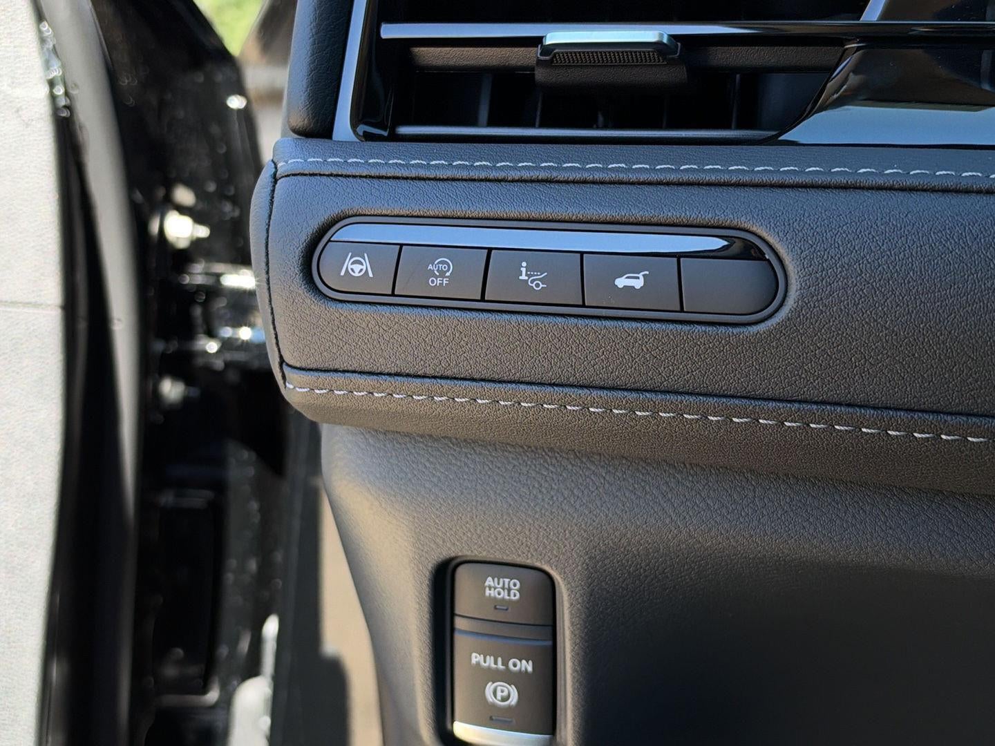 2027 INFINITI QX80 LUXE