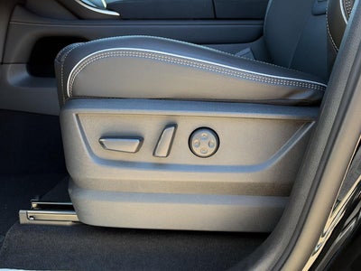 2027 INFINITI QX80 LUXE